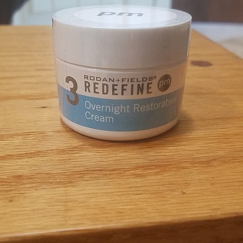 Rodan and fields redefine PM cream